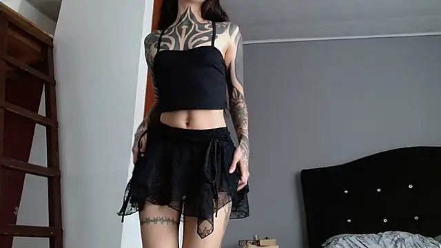 Emilia_1995 webcam