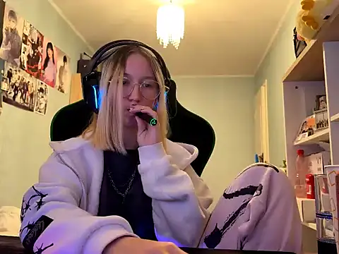 SoniaKotts webcam