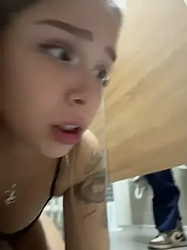 Liza_risky webcam