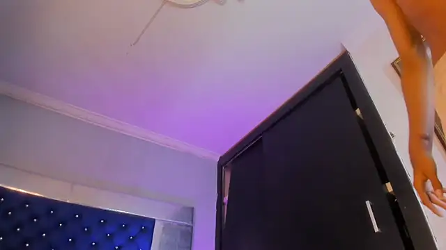Ciara_HotTs webcam