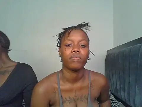 Nasty_Tetty live cam on StripChat