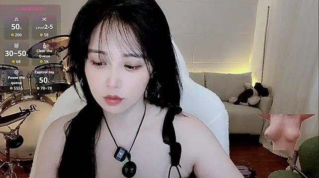 Evangelin-e live sex cam