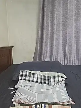 Qween_Sasha webcam