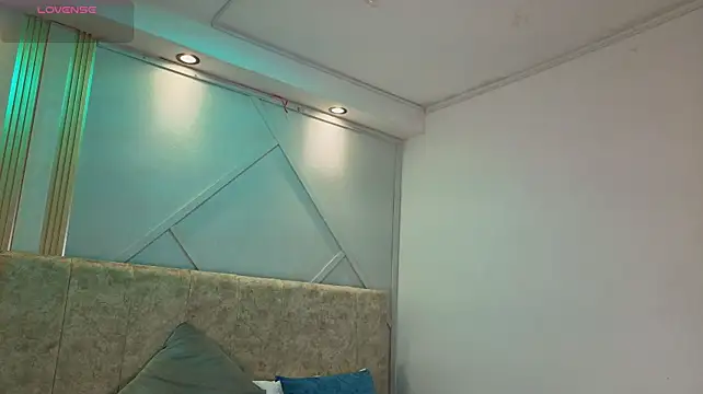 amara_queen_ webcam