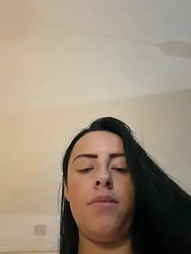ElliemaiX webcam