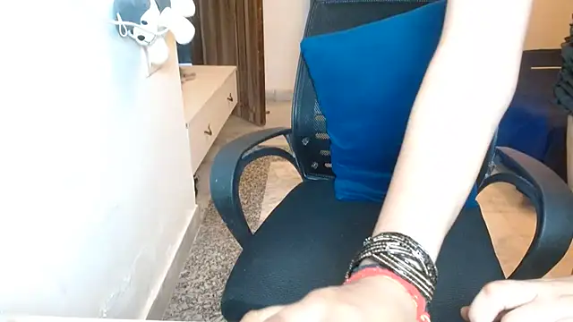 Mansi- webcam