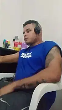 SaucyAffair0 webcam