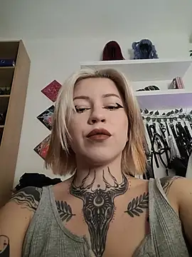 divine_eve webcam