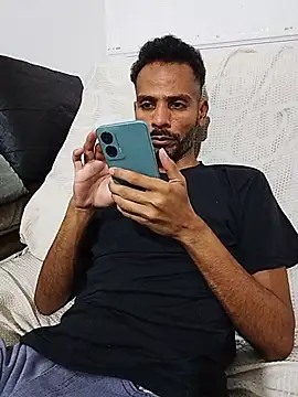 BlackAlphaPrime webcam