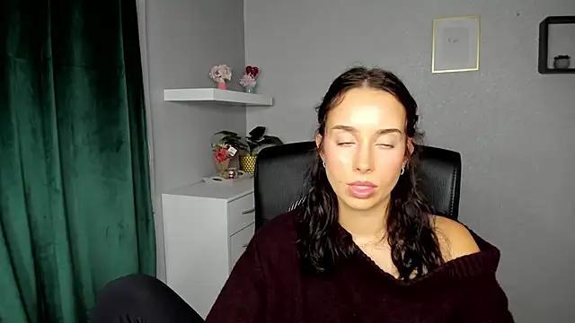 AdeleSolo webcam