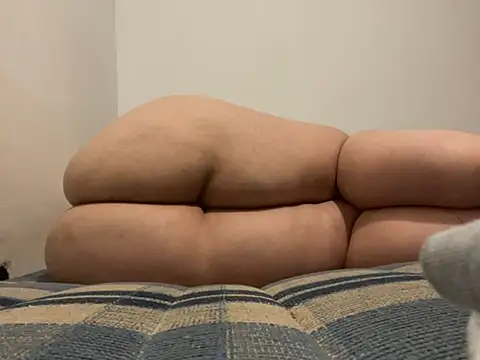AishaRuh webcam