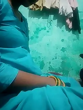 POOJASEXBHABHI live cam preview