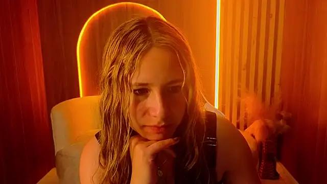 Aratna_Blonde_Tx