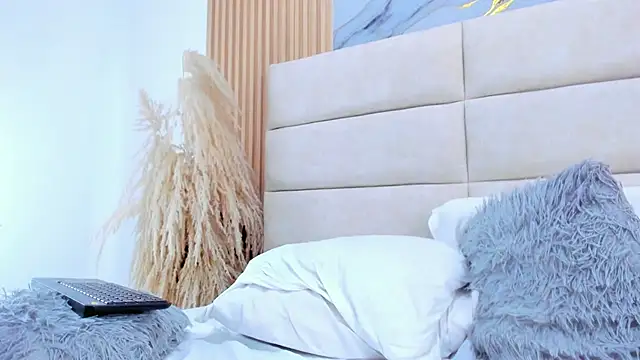 Victoria_Guzman webcam