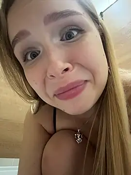 Liza_risky Live Webcam on Stripchat