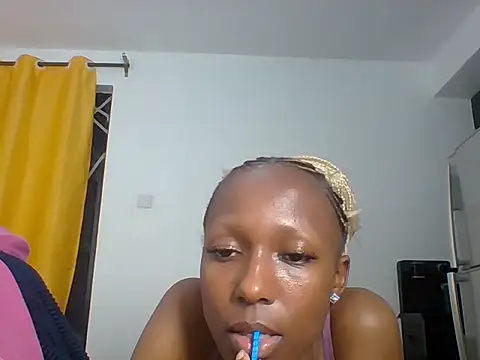 pretty_doll04 (Ask my age) - get sexy toys
