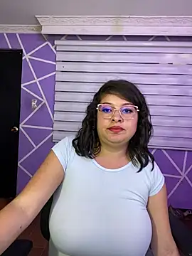 MiiaaJoness