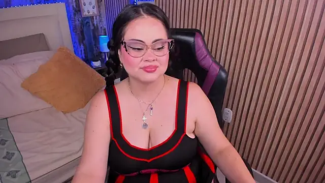 LolaVillalobos live cam on StripChat