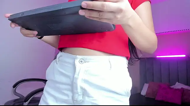 Giselle_Roldan webcam