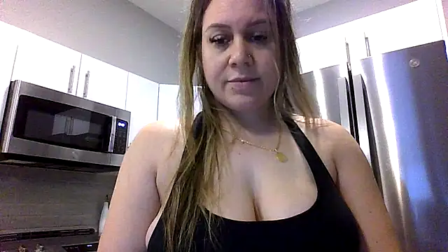 thedevinemama webcam