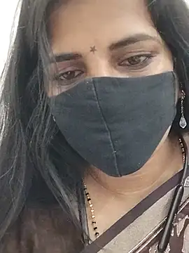 Tamil-HoneyQueen