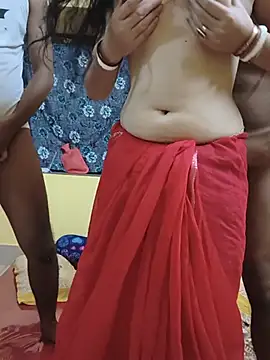 Threesome_queen01 webcam