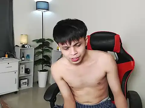 Kiel_Asianboy