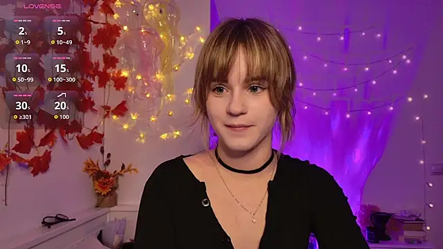 Tessa_Shy_