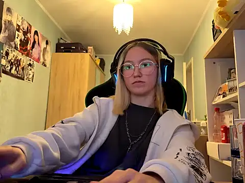 SoniaKotts webcam