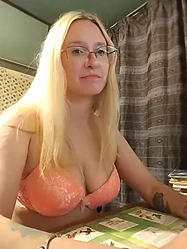 Evelyn_Harris webcam