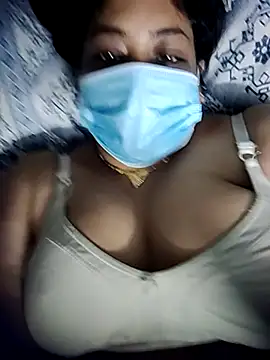 tamil_minha webcam