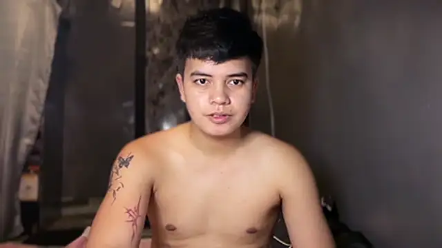 YourCutieBoy_Bigcum14 webcam