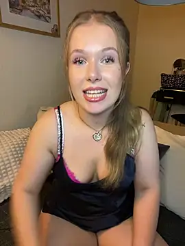 HannahMontana18