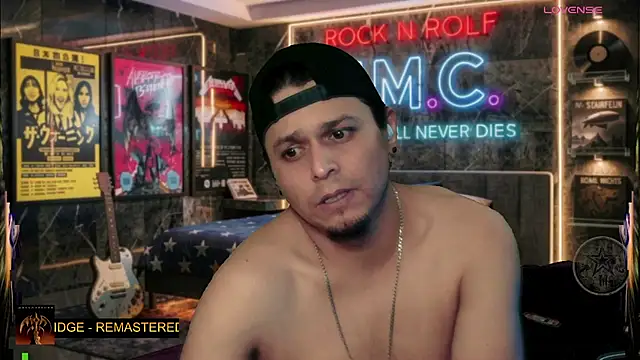 chino_roz webcam