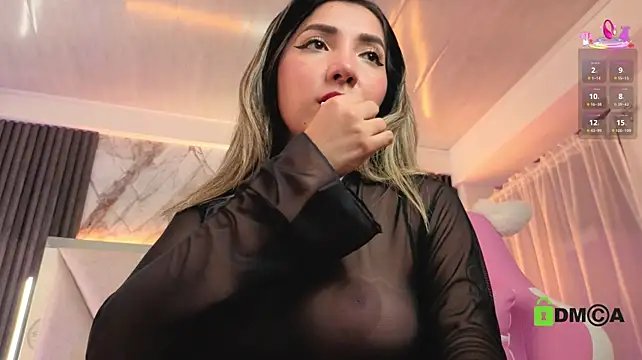 Happy_tits webcam