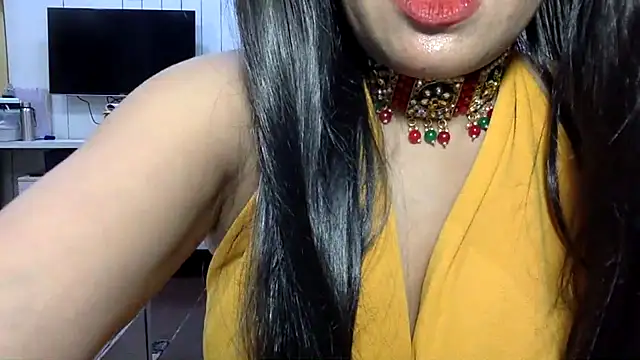 yourradhika live cam preview