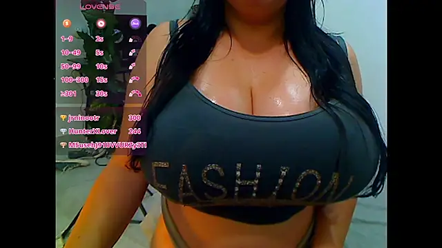 SexyLindaBig