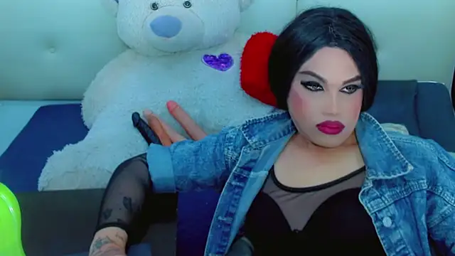NharaBigCock webcam