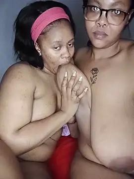 ShantelBootyBoobs webcam