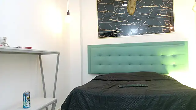 Yuri_Queen webcam