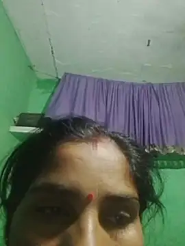 Rinee_iohtuh2 webcam