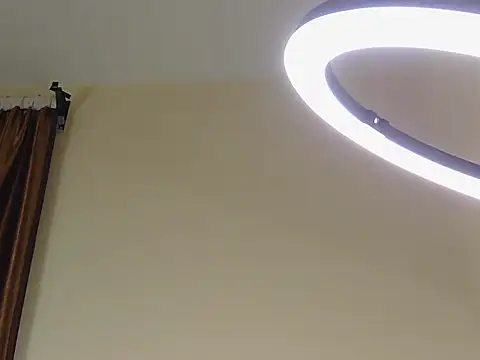 sexy_thickyasy live cam on StripChat