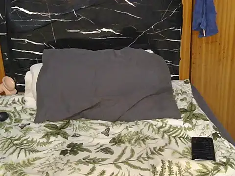 EroticEbonyJezebel live cam on StripChat