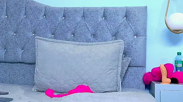 bella_trix01 webcam
