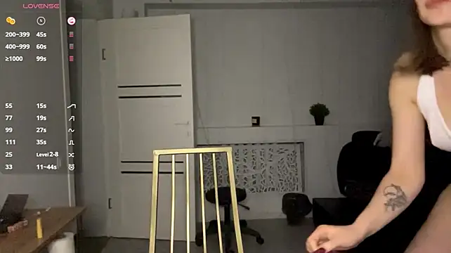 TomekaPetite webcam
