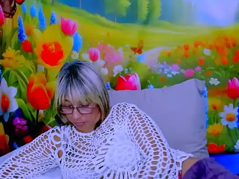indianroxy live cam on StripChat