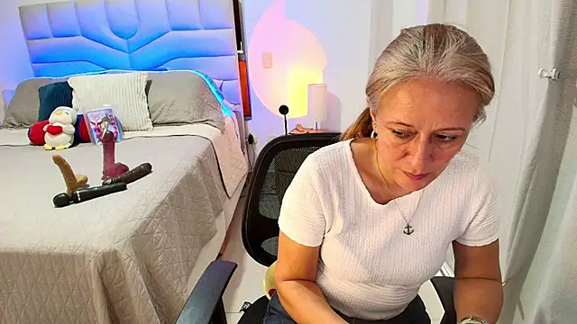 Naty_Stone webcam