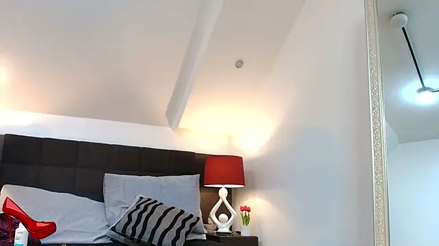 VanesaValet live cam on StripChat