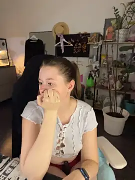 sweetest_pie live cam on StripChat
