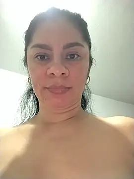 luna_pinky